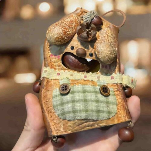 Open-Mouth Pod Doll – Plaid Pocket Puppy