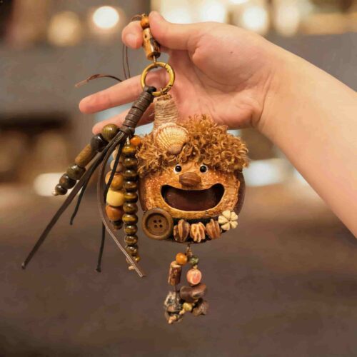 Open-Mouth Pod Doll – Walnut Shell Sprite
