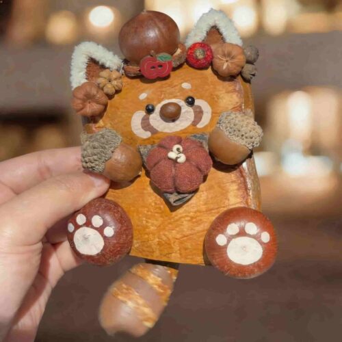 Swing-Tail Cat Pod Doll – Autumn Acorn Kitty