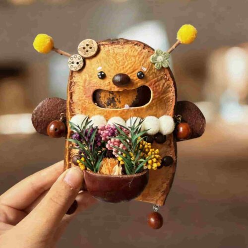 Open-Mouth Pod Doll – Sunny Bloom Bug