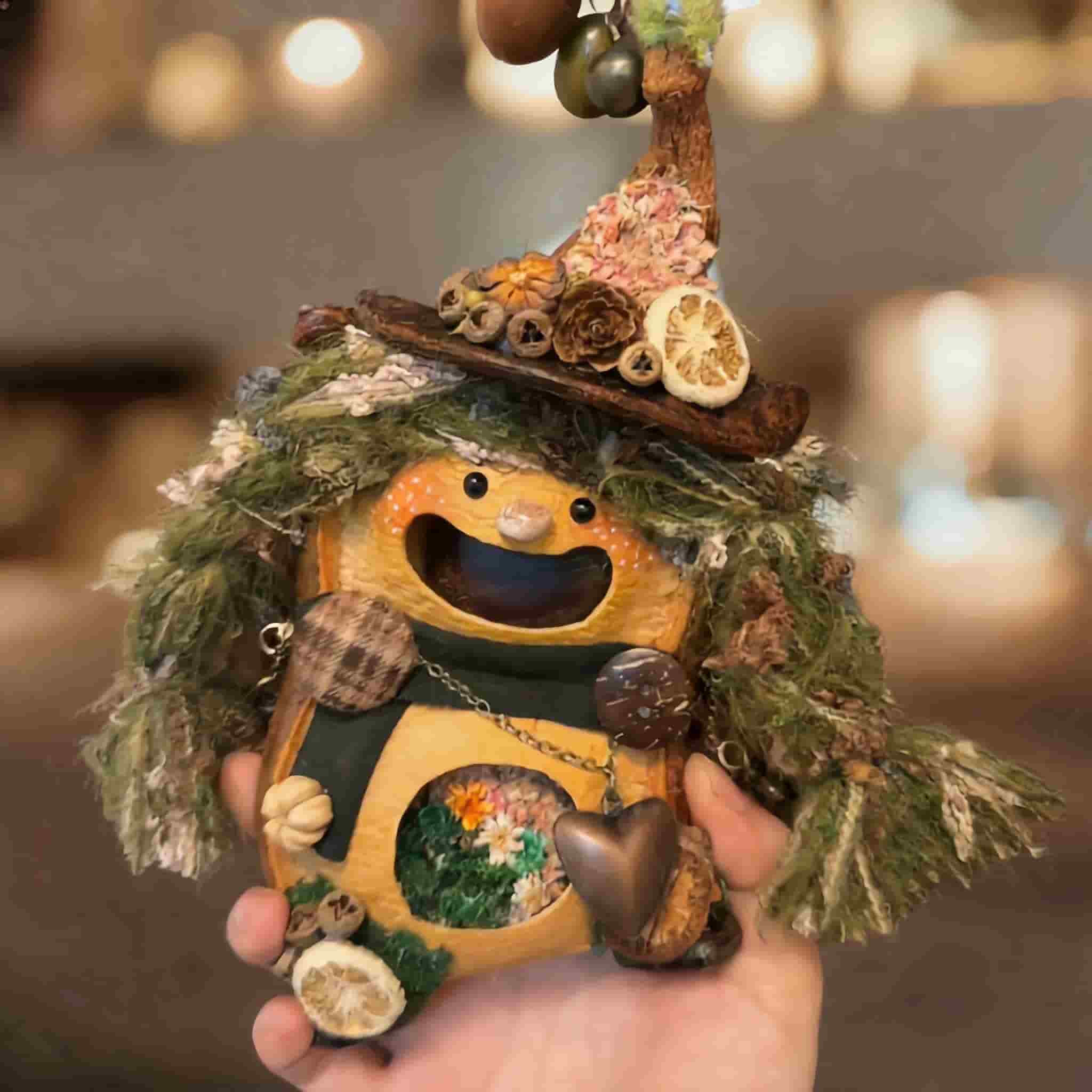 Open-Mouth Pod Doll – Moss Heart Witch