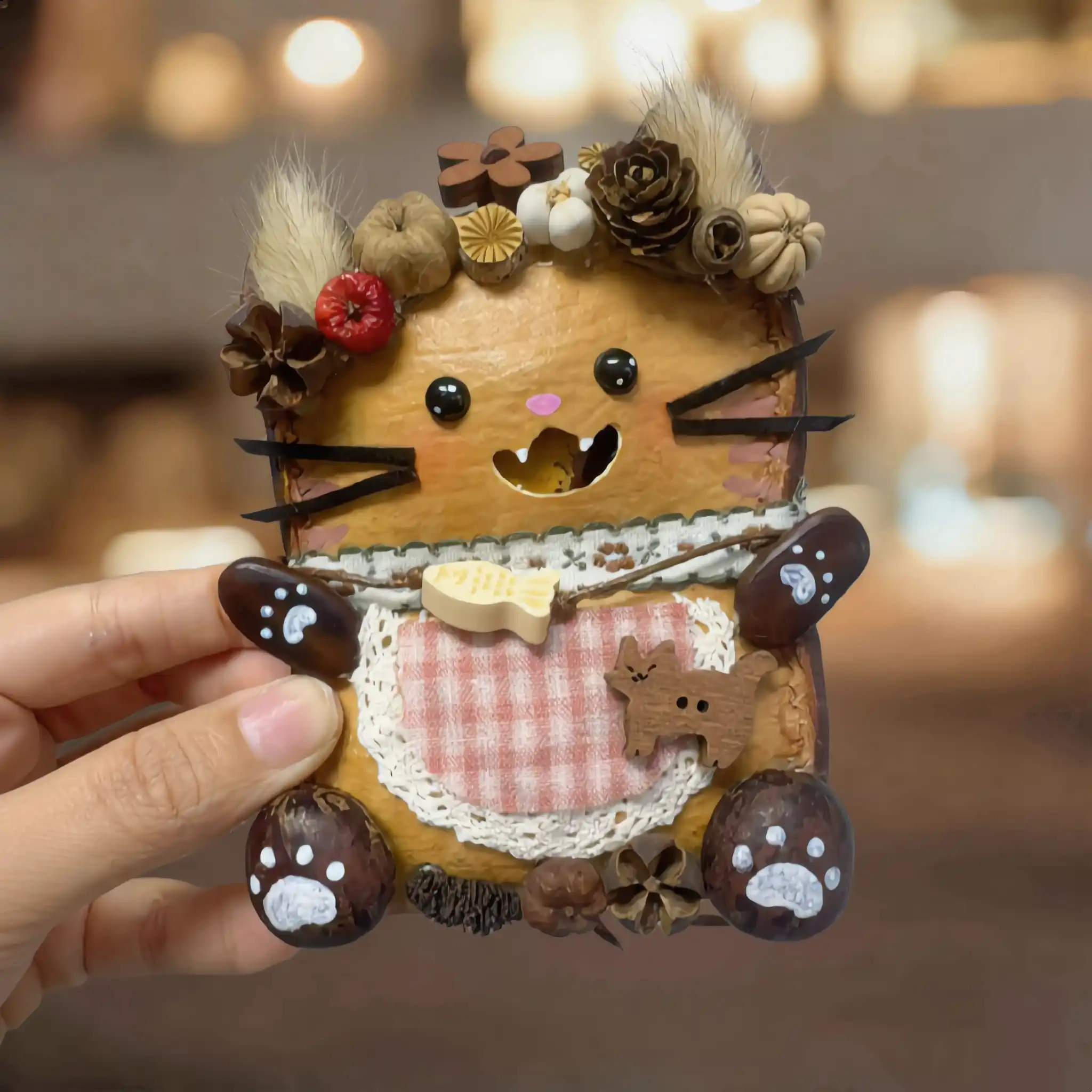 Open-Mouth Pod Doll – Floral Pumpkin Crown