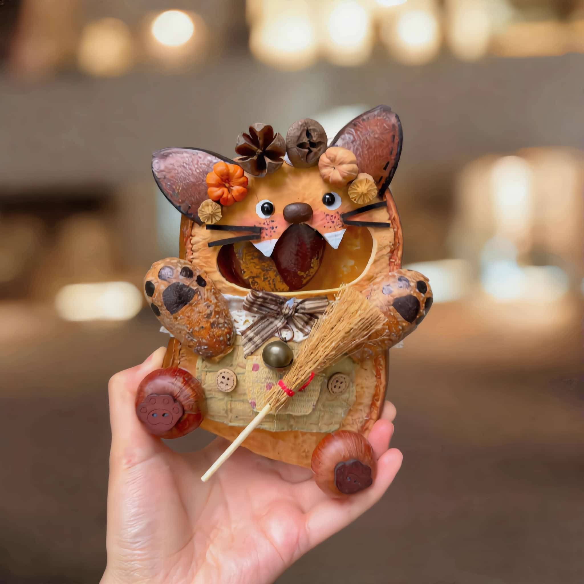 Pod Doll – Orange Flower Cat
