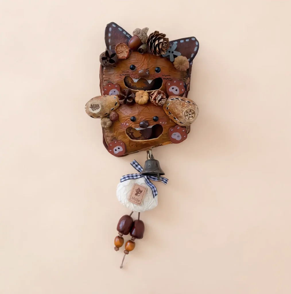 Open-Mouth Pod Doll – Woodland Fox finished doll detail
