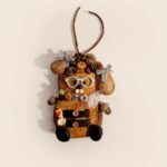 Detail image of Glasses Bear finished doll