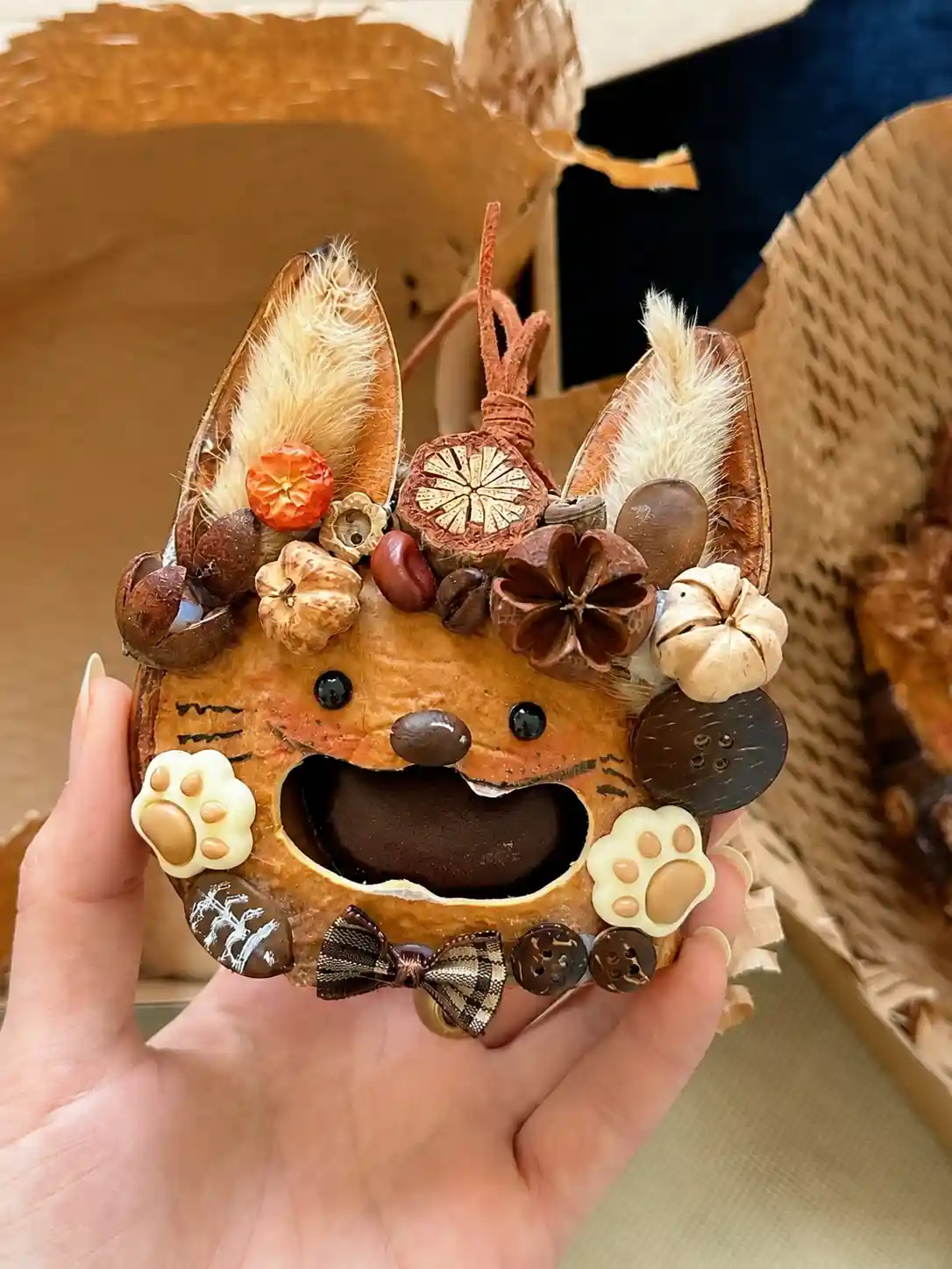Open-Mouth Pod Doll – Whisker Bloom Cat