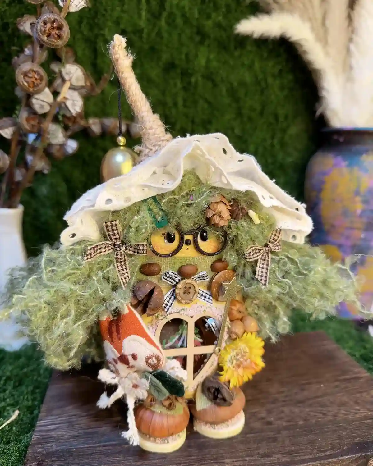 Small handmade nature gift with plant-inspired details