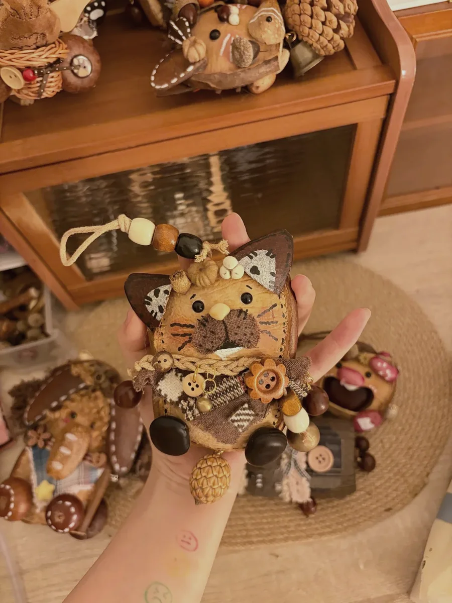 Handmade cat Poddoll with natural shell body and memorable character details